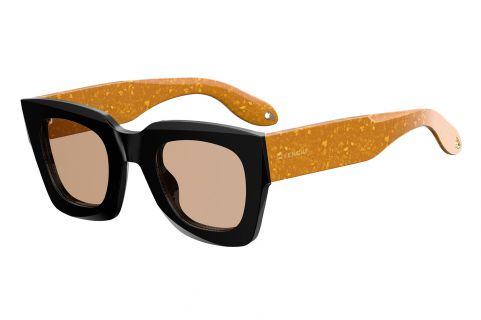 Givenchy Sunglasses - product design